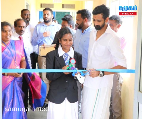 கொட்டகலை கேம்பிரிட்ஜ் கல்லூரியில்  நவீன தொழில்நுட்ப கண்காட்சி – ஆரம்பித்து வைத்த அமைச்சர் ஜீவன் தொண்டமான்! samugammedia 